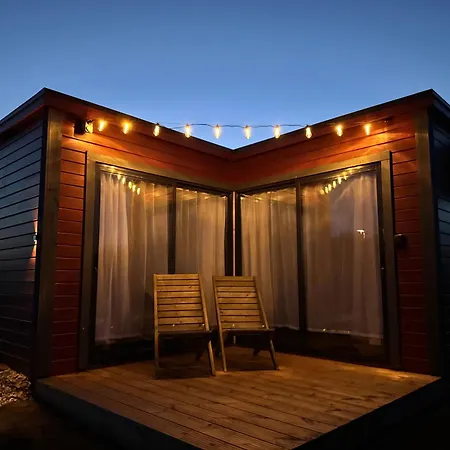 Puhkemaja منتزه العطل Puhajoe