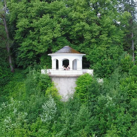 Puhkemaja Kompleks wypoczynkowy Puhajoe