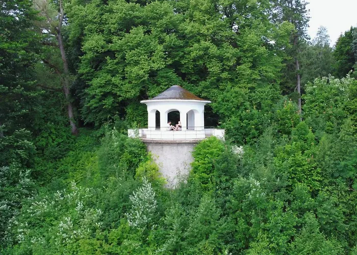 Puhkemaja Kompleks wypoczynkowy Puhajoe